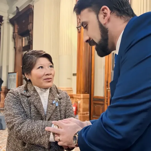 Diálogo institucional entre representantes de dos organizaciones