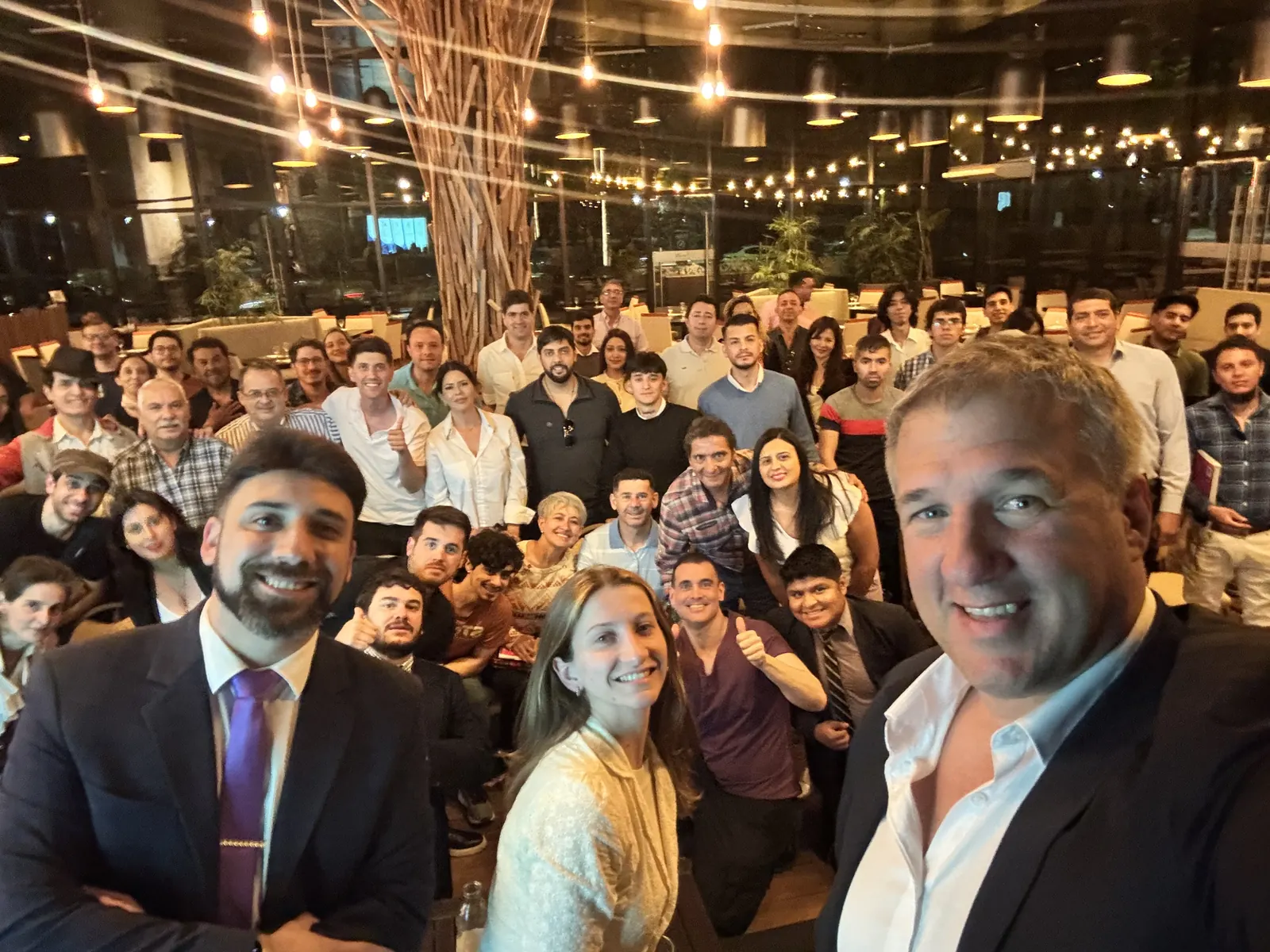 Participantes de un encuentro de la comunidad